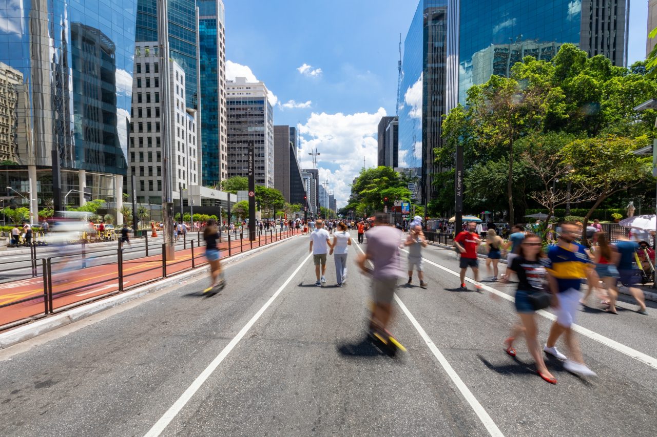 Avenida Paulista num domingo: exemplo de placemaking