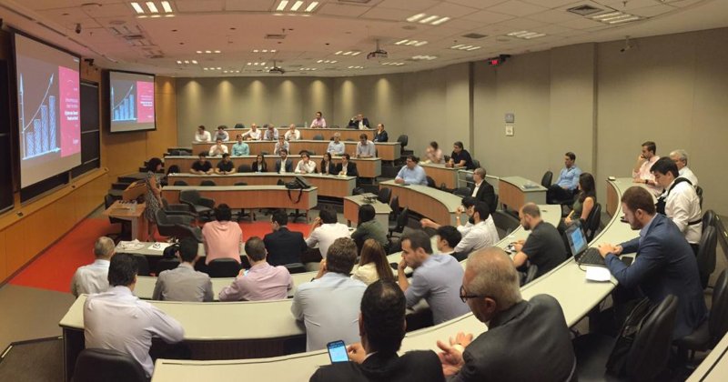 Educa&ccedil;&atilde;o Executiva: Curso Rela&ccedil;&otilde;es Governamentais | Insper